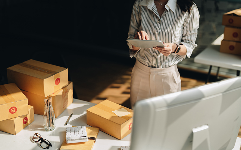 Woman Shop Boxes