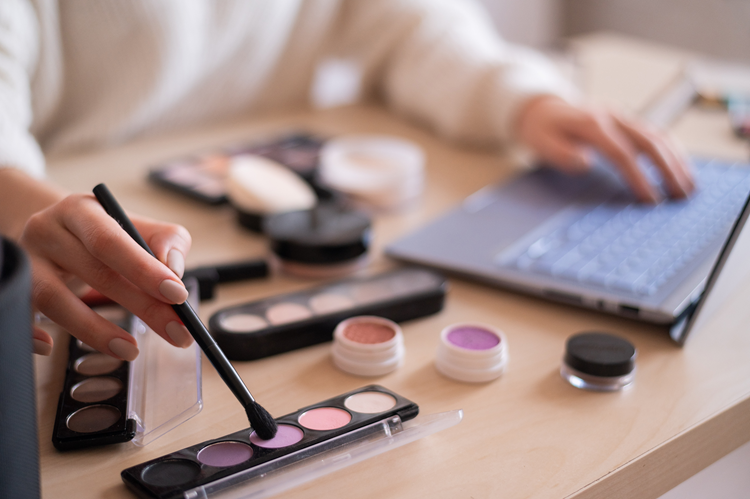Cosmetics Online